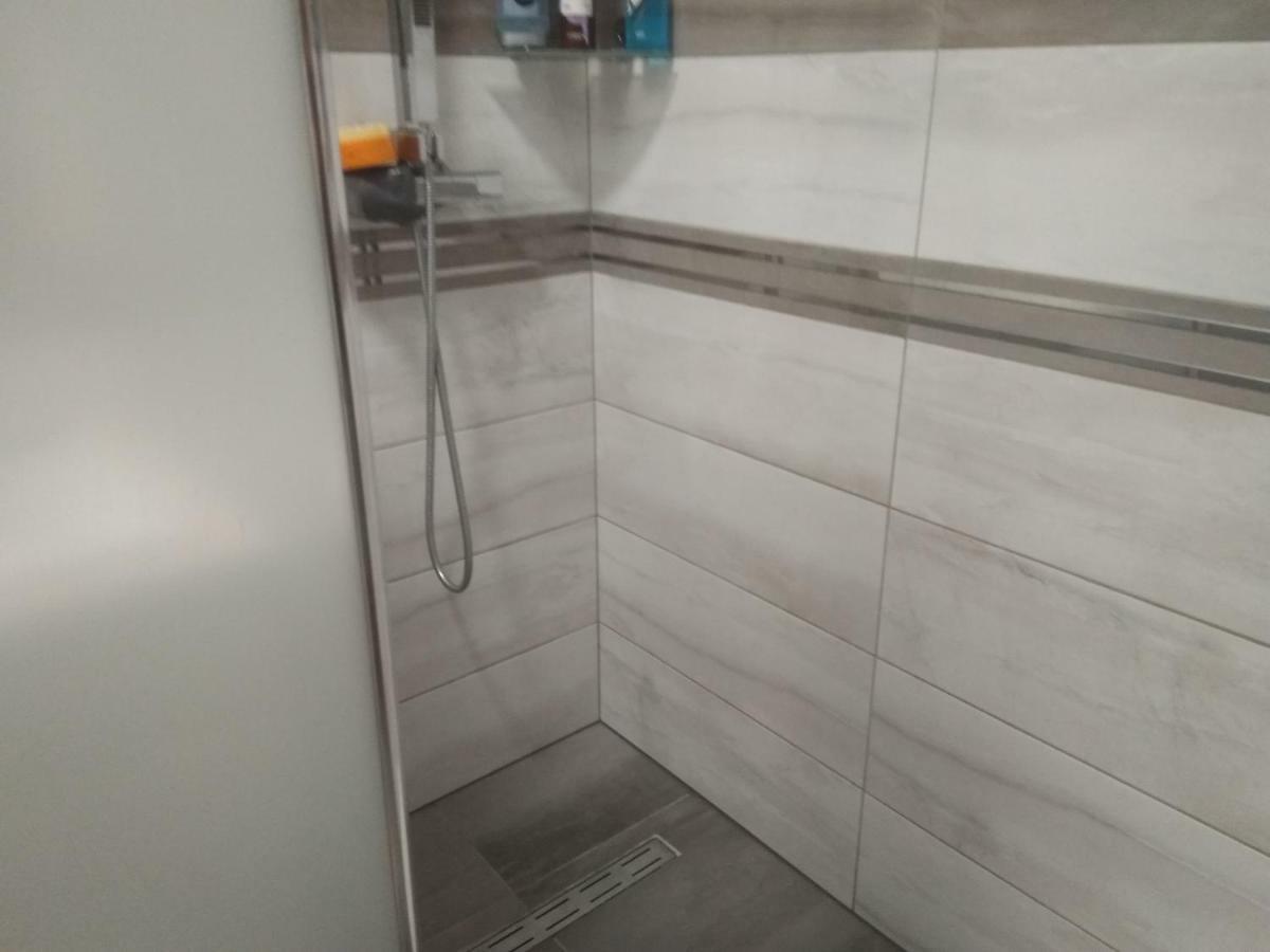 Apartament Wiatraczna Lägenhet